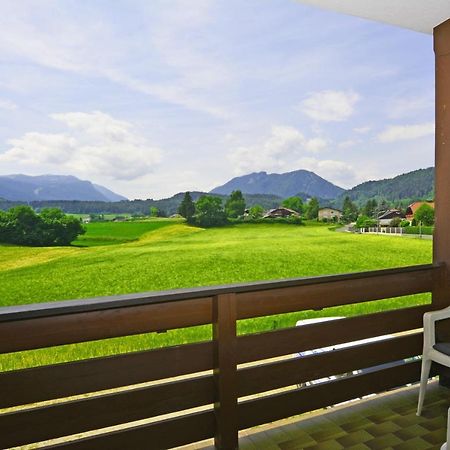 Sonniges Apartment Mit Balkon In Ruhelage Villach Luaran gambar
